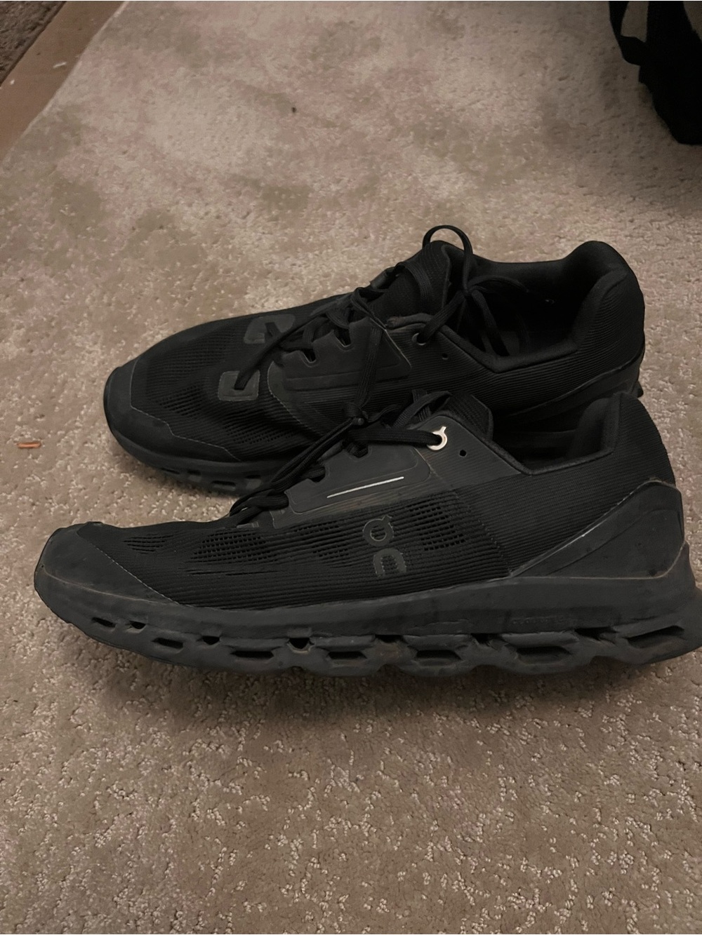 On Cloud Vista Running Men's Black Cloud-Style Sneakers